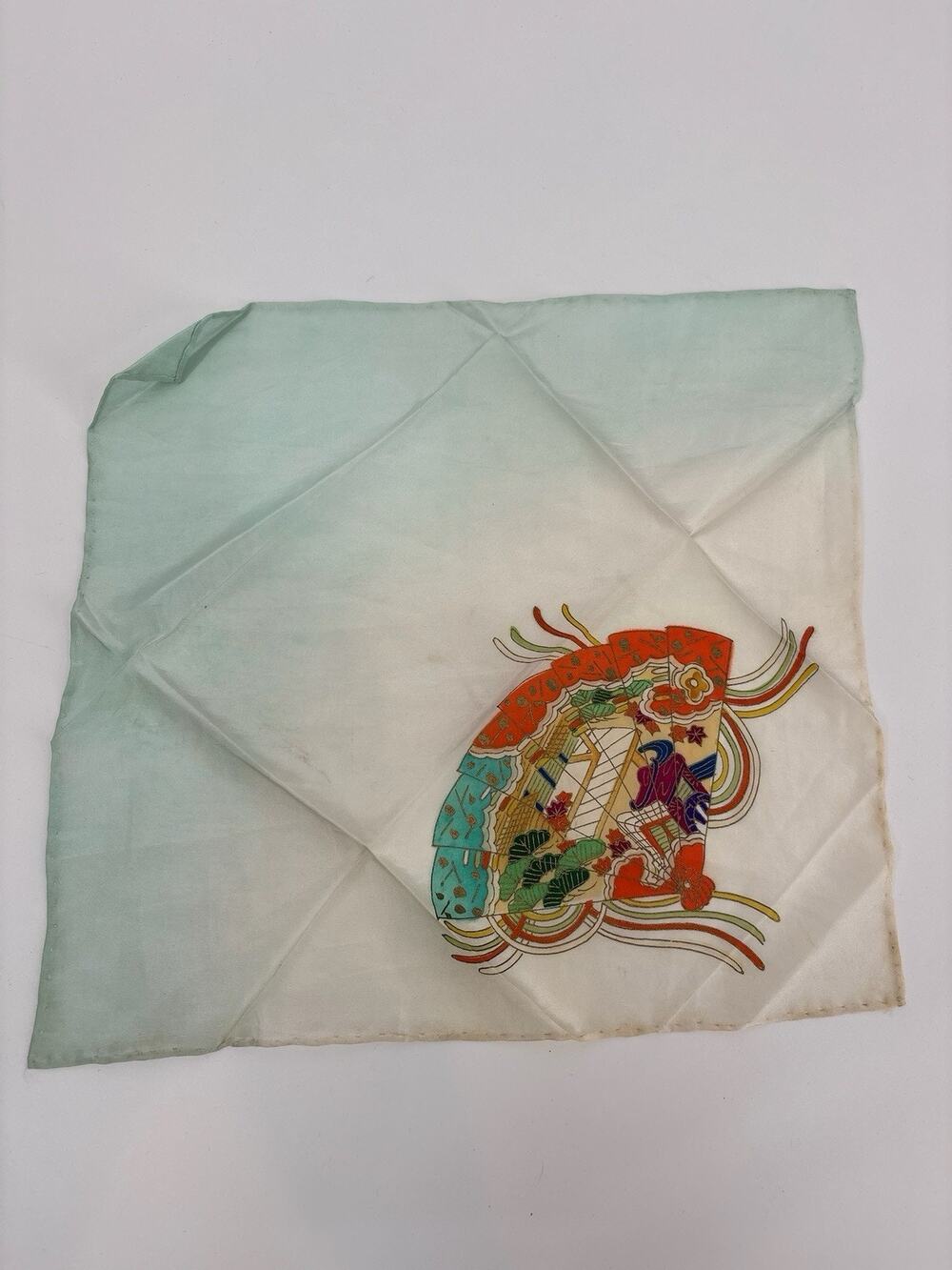 VTG HANKY Handkerchief ASIAN ART SCENE-Asian Fan 11.5x10.5